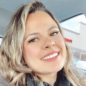 Meet your Posher, Priscila